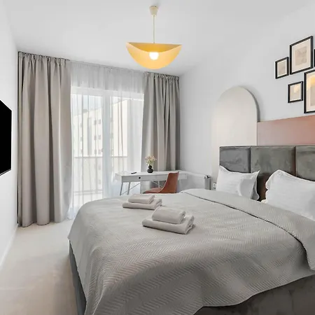 Cozynest Platinia *